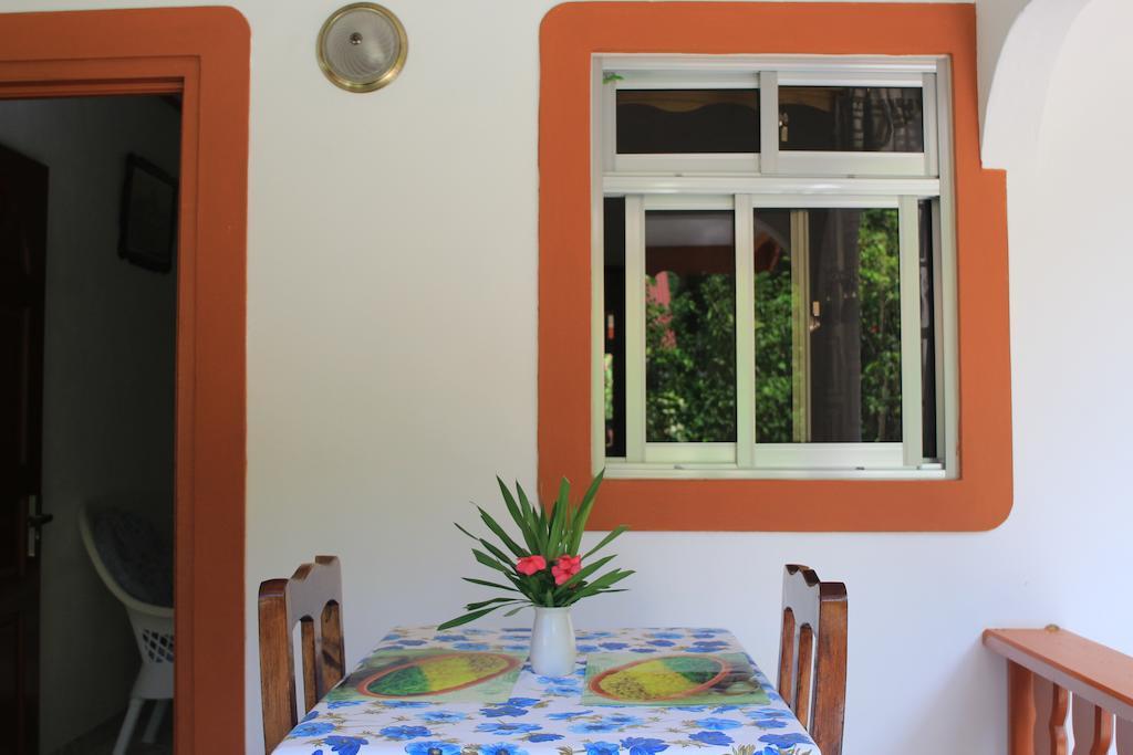 Veronic Self-Catering Guest House ลาดิก ห้อง รูปภาพ